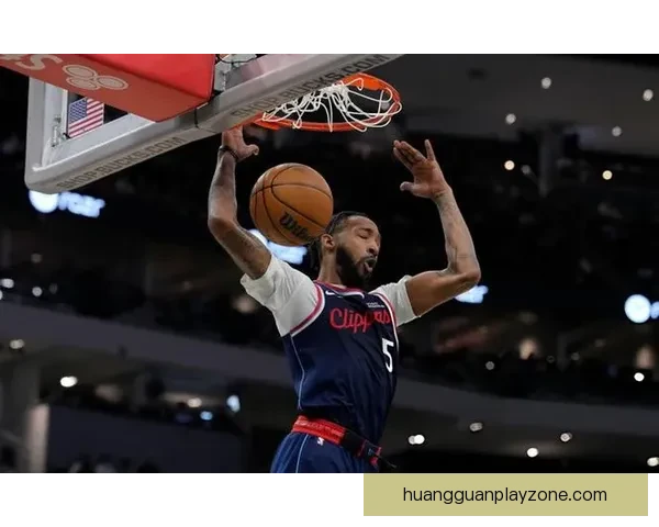 快船大胜猛龙横扫对手小卡砍27分马瑟林加兰合力高分