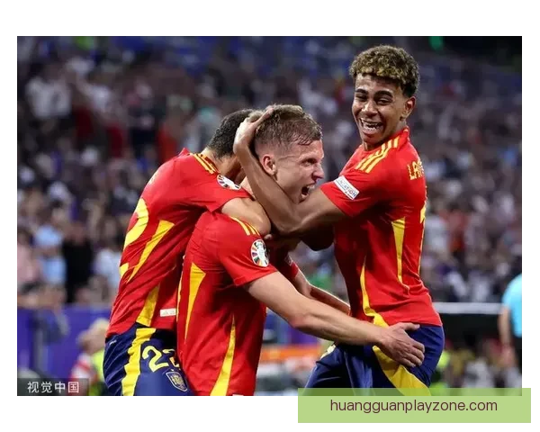 亚马尔赛后回更衣室一路抱怨情绪失控表现引关注