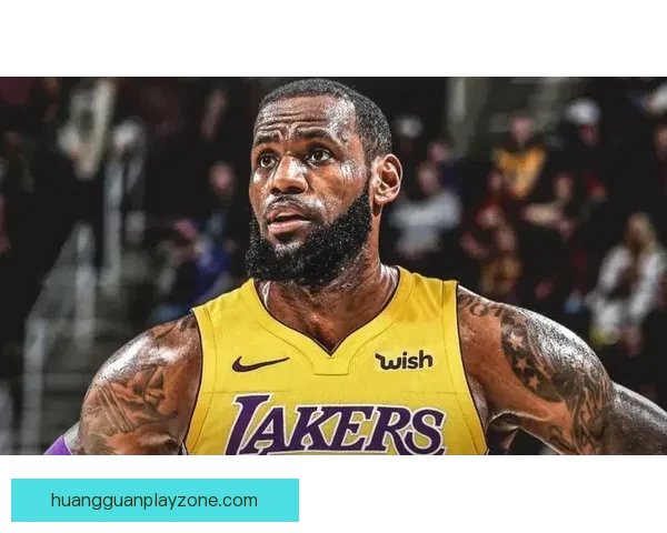 詹姆斯超越对手与岁月的挑战令人由衷敬佩