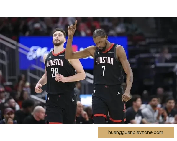 火箭五虎合力96分击溃鹈鹕 申京36+14+7全面统治 KD三节打卡高效表现